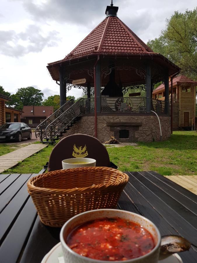 Загородный Комплекс Fort Pirnov Park Pirnove Екстериор снимка