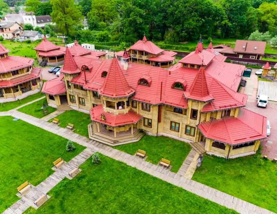 Загородный Комплекс Fort Pirnov Park Pirnove Екстериор снимка