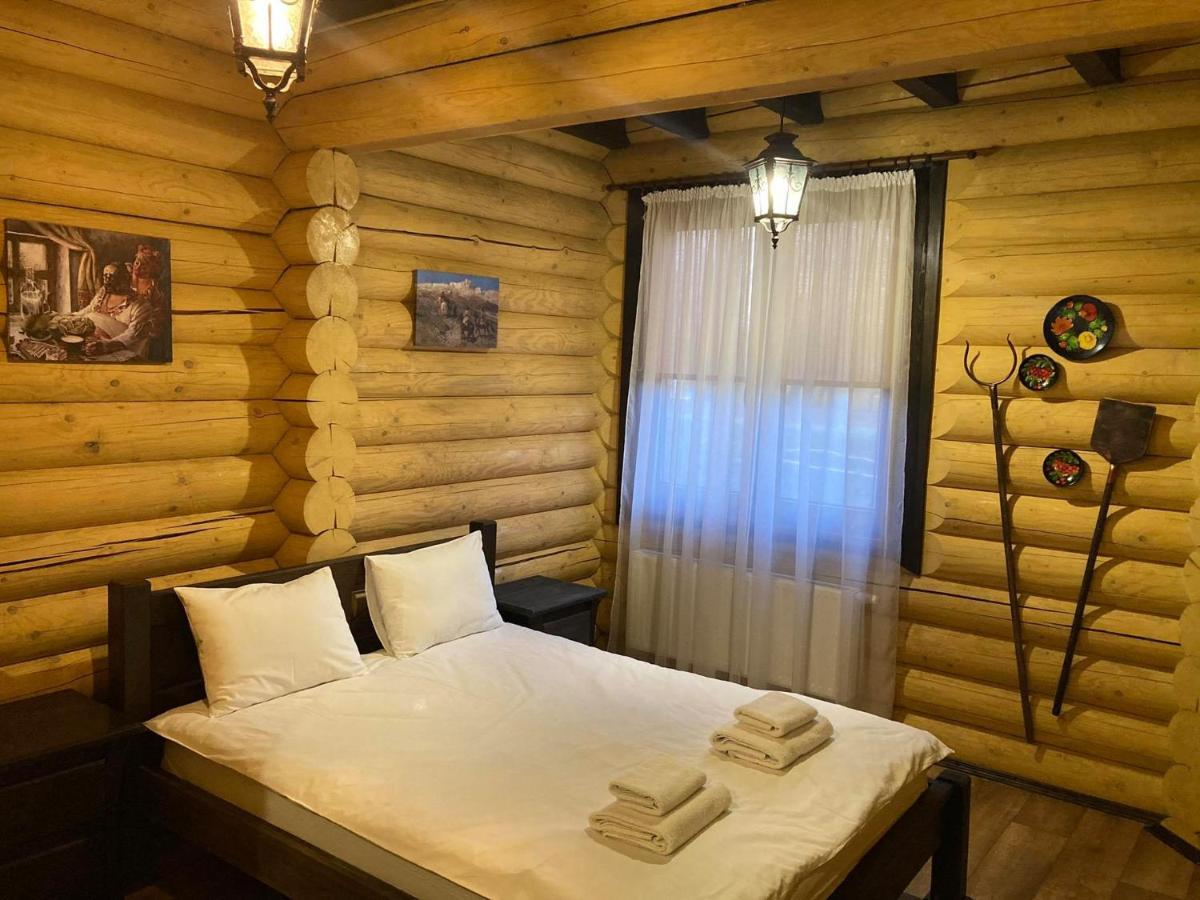 Загородный Комплекс Fort Pirnov Park Pirnove Екстериор снимка