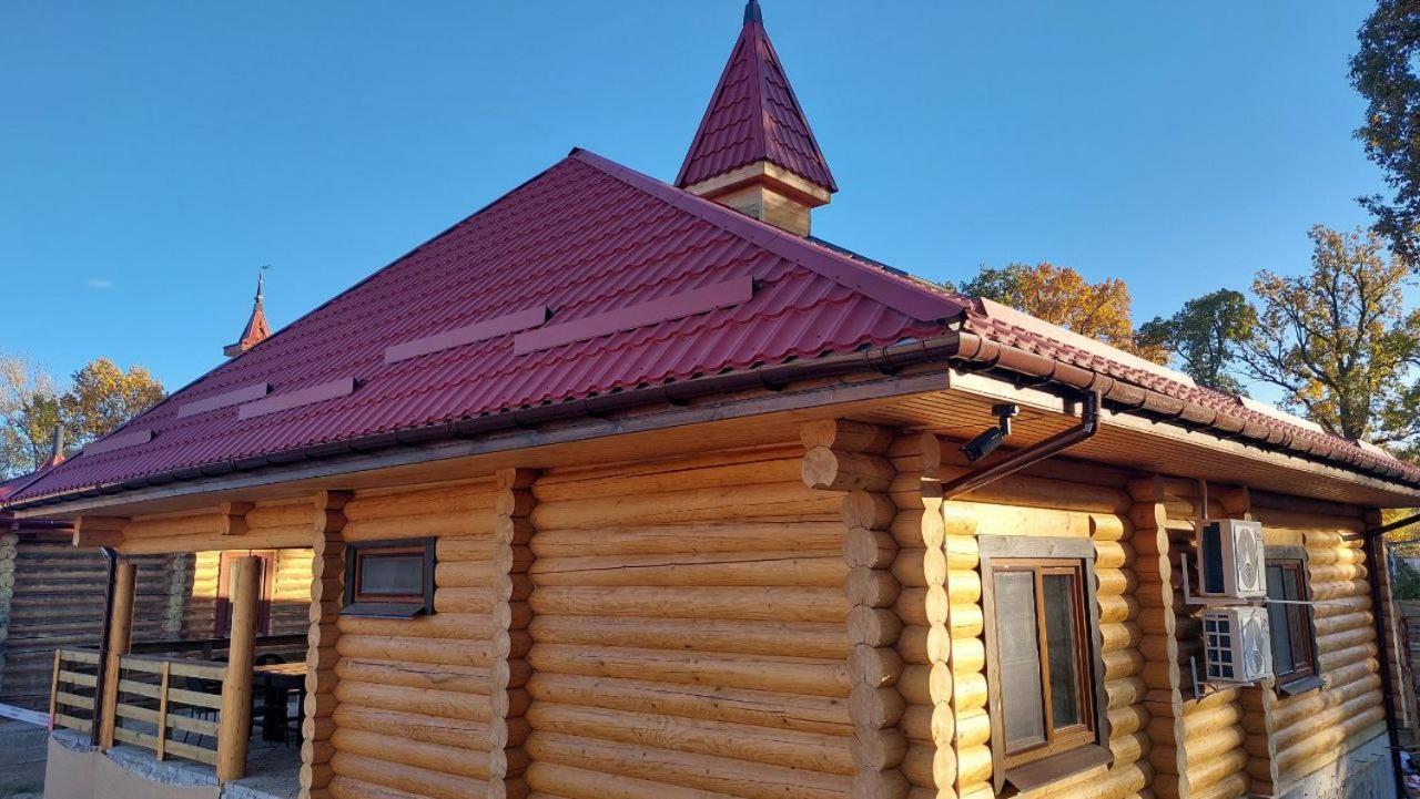 Загородный Комплекс Fort Pirnov Park Pirnove Екстериор снимка